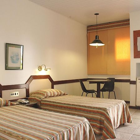 Hotel Pousada Lord Teixeira de Freitas Quarto foto